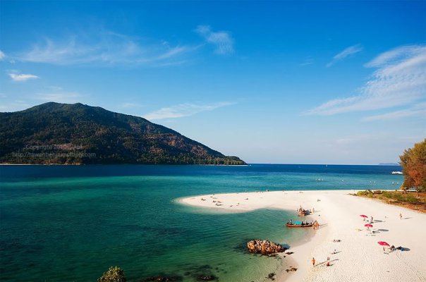 Vẻ đẹp thiên nhiên của bãi biển Karma Thái Lan