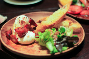 Nhà hàng Gold Bay Leaf –Món ăn là sự kết hợp giữa món Ý và Thái